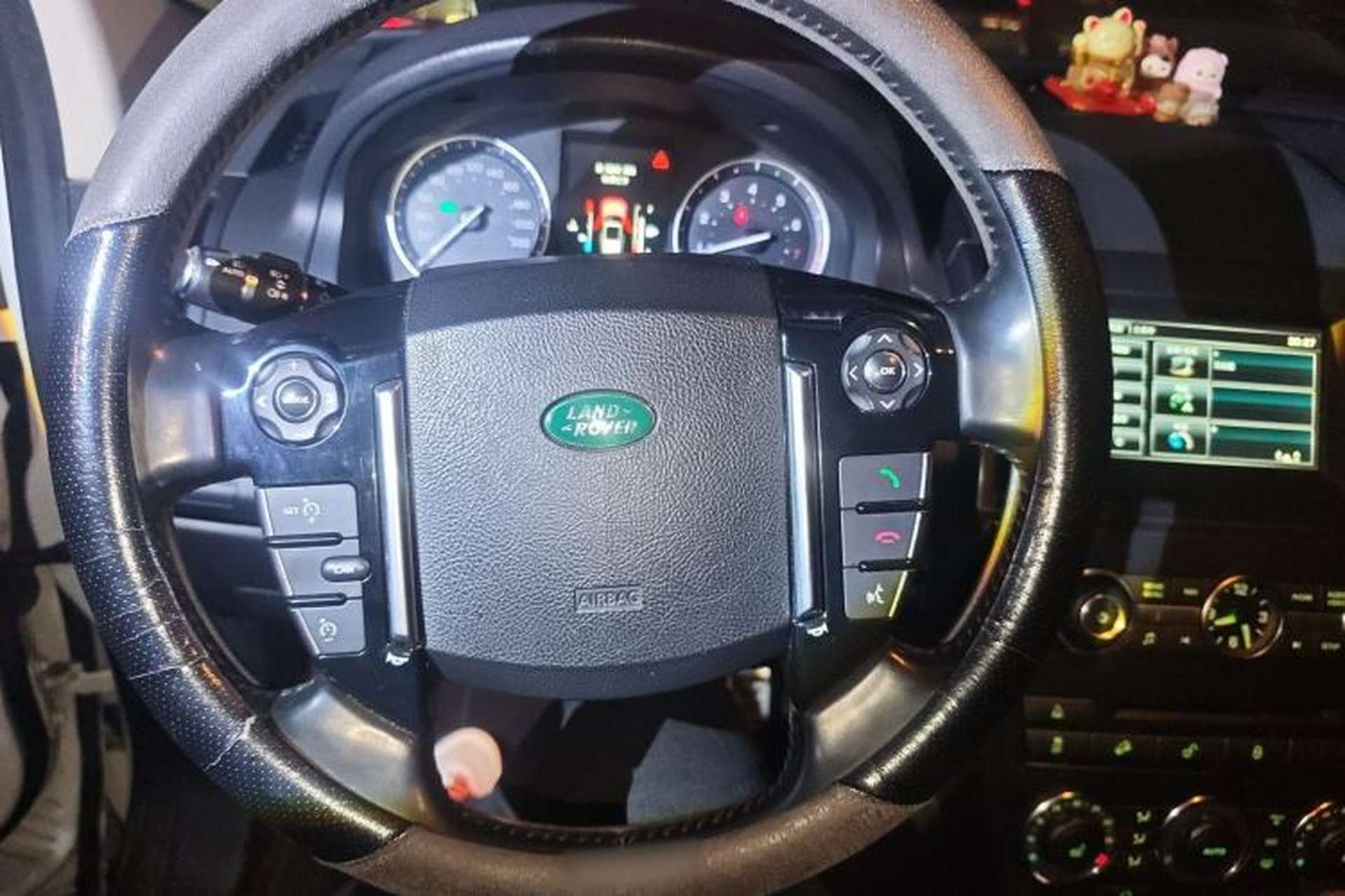 Used Land Rover Freelander 2 2015 2.0T Si4 HSE Luxury Collector's Edition Steering Wheel