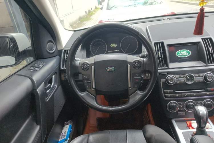 Used Land Rover Freelander 2 2015 2.2T SD4 XS Collector's Edition Steering Wheel