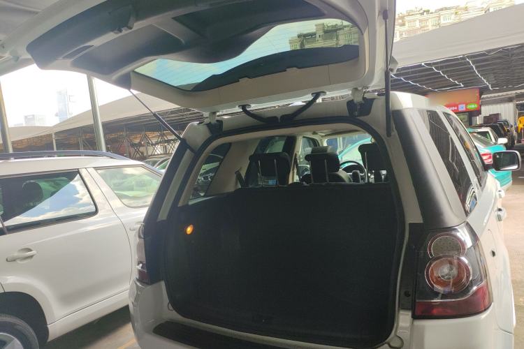 Used Land Rover Freelander 2 2015 2.0T Si4 XS Collection Edition Trunk
