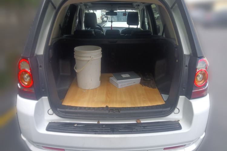 Used Land Rover Freelander 2 2015 2.0T Si4 HSE Luxury Collector's Edition Trunk