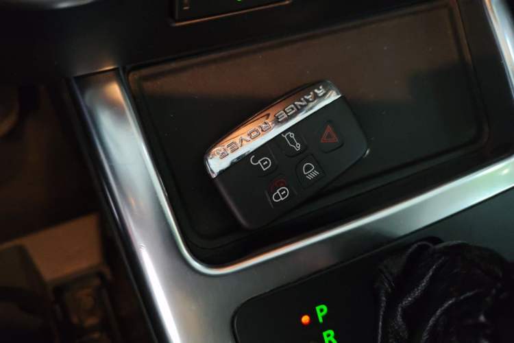 Used Land Rover Freelander 2 2015 2.0T Si4 HSE Luxury Collector's Edition Vehicle Key