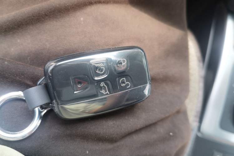 Used Land Rover Freelander 2 2015 2.0T Si4 HSE Luxury Collector's Edition Vehicle Key