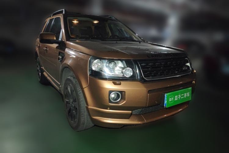 Used Land Rover Freelander 2 2015 2.0T Si4 HSE Luxury Collector's Edition Front Right 45 Deg