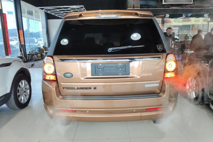 Used Land Rover Freelander 2 2015 2.0T Si4 HSE Luxury Collector's Edition Rear