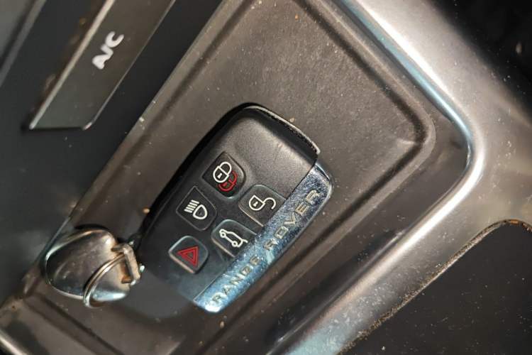 Used Land Rover Freelander 2 2015 2.0T Si4 HSE Luxury Collector's Edition Vehicle Key