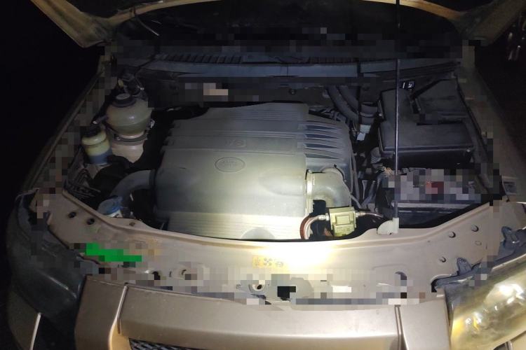 Used Land Rover Freelander 2004 2.5 V6 Engine Bay