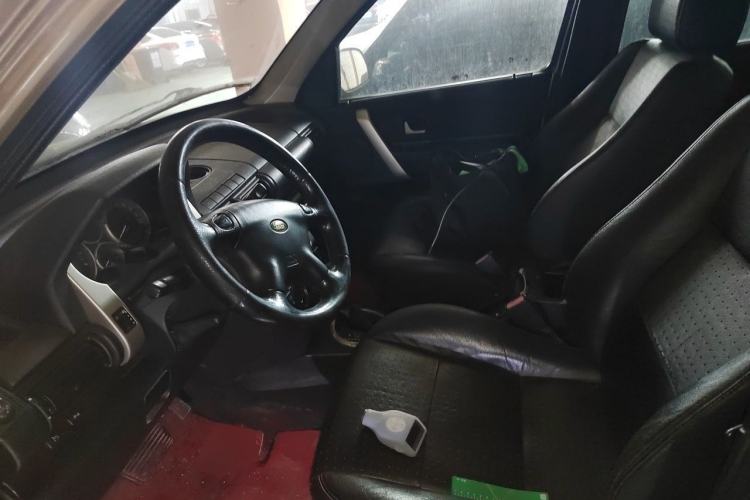 Used Land Rover Freelander 2004 2.5 V6 Left Front Seat