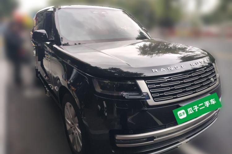 Used Land Rover Range 2025 3.0 L6 400 PS Extended Luxury Edition Front Right 45 Deg