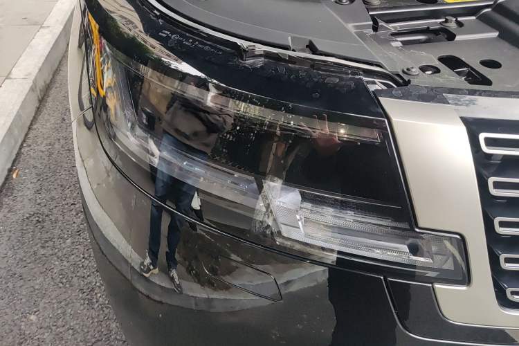 Used Land Rover Range 2025 3.0 L6 400 PS Extended Luxury Edition Right Front Headlight