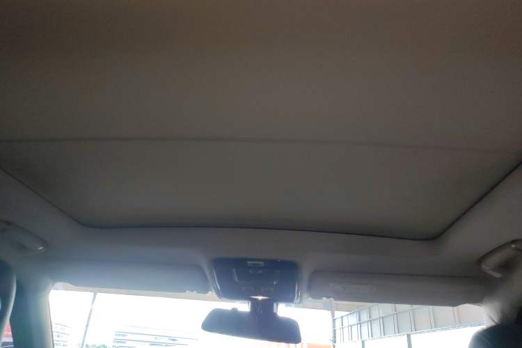 Used Land Rover Range 2015 3.0 SC V6 Vogue Headliner