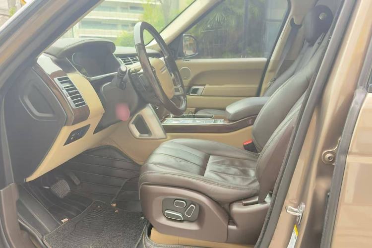Used Land Rover Range 2015 3.0 SC V6 Vogue Interior 1
