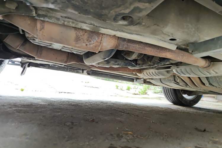 Used Land Rover Range 2005 4.4 Chassis Front Left