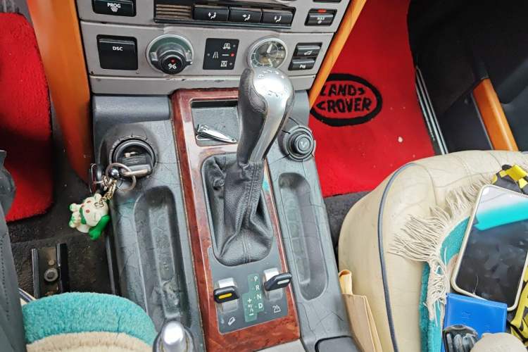 Used Land Rover Range 2005 4.4 Gear Lever