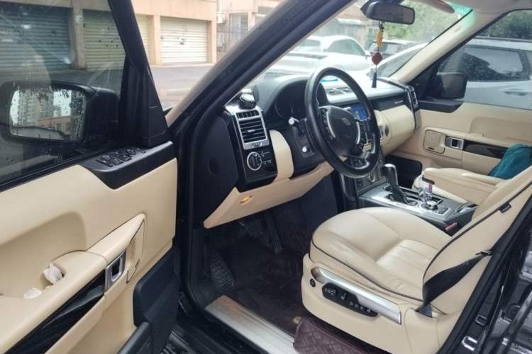 Used Land Rover Range 2007 V8 4.4 Driver Seat