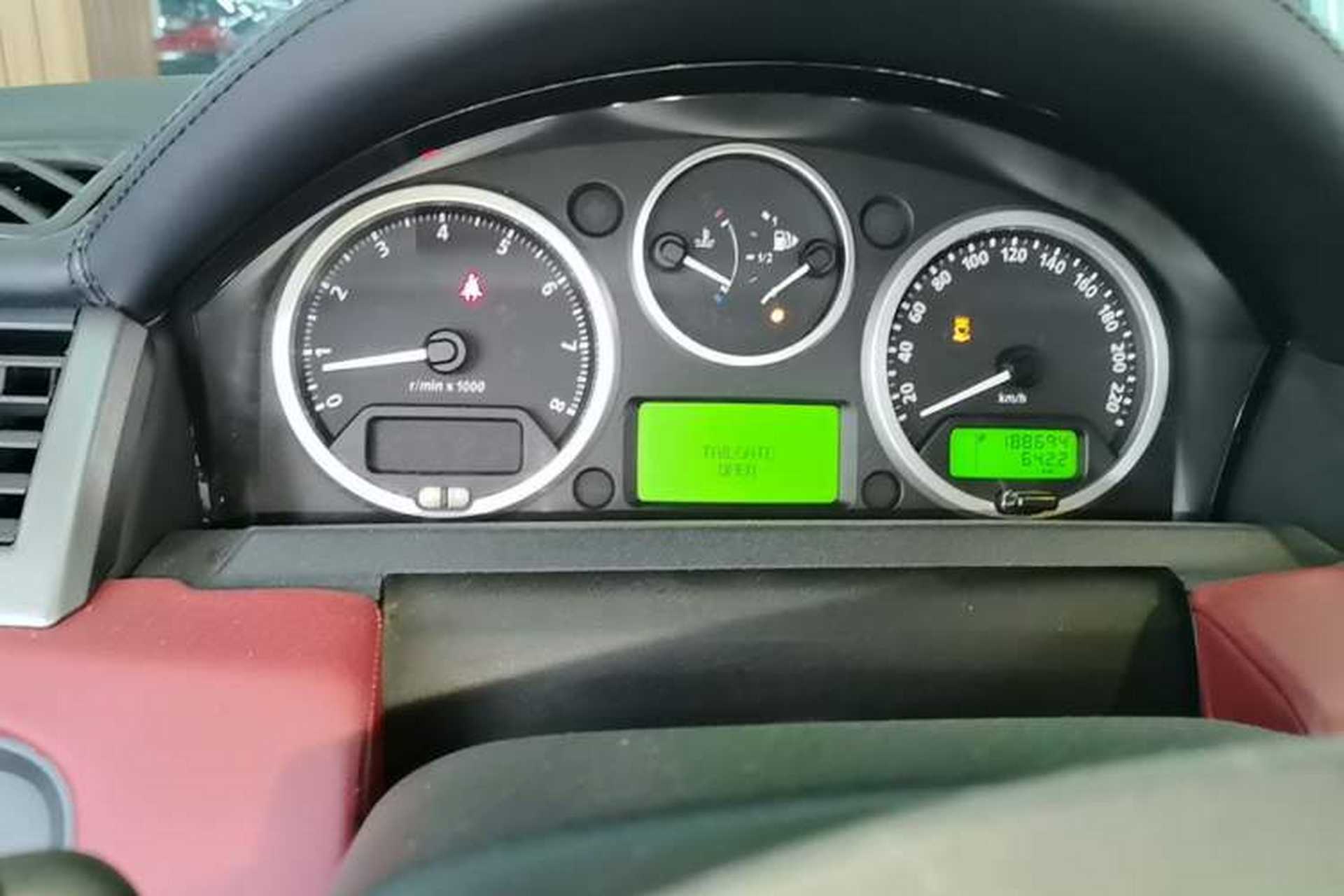 Used Land Rover Range 2007 V8 4.4 Instrument Cluster
