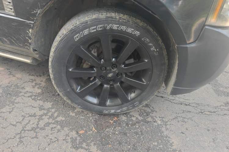 Used Land Rover Range 2007 4.2 SC V8 Right Front Wheel Hub