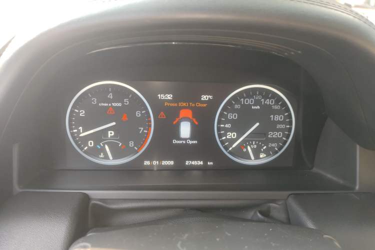 Used Land Rover Range 2010 5.0 NA V8 HSE Instrument Cluster