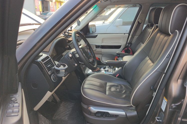 Used Land Rover Range 2010 5.0 SC V8 HSE Left Front Seat