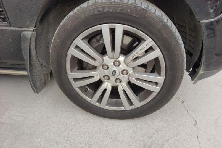 Used Land Rover Range 2010 5.0 SC V8 HSE Right Front Wheel Hub
