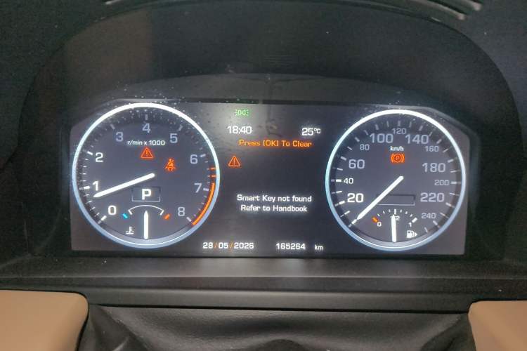 Used Land Rover Range 2010 5.0 NA V8 HSE Instrument Cluster