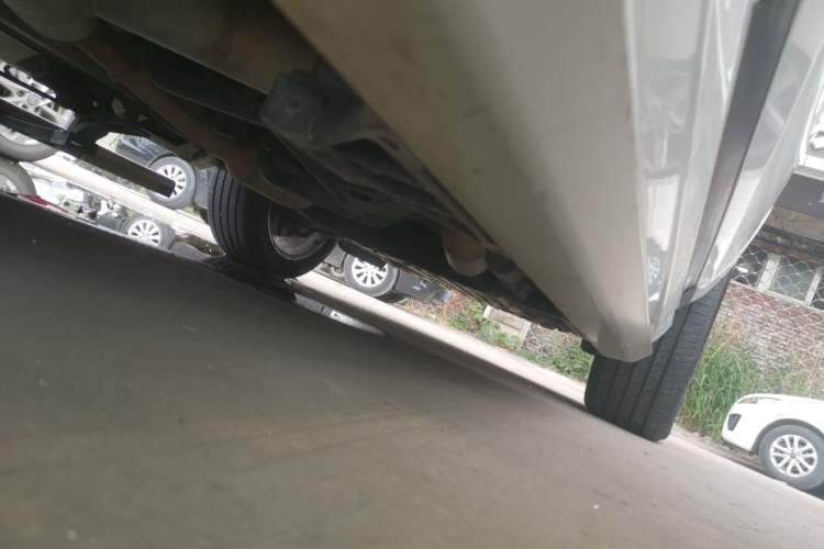 Used Land Rover Range  Chassis Rear Right
