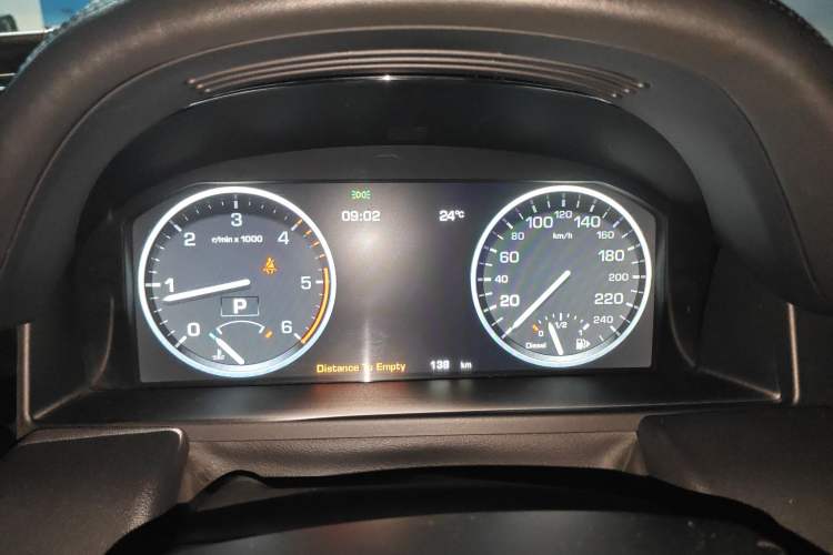 Used Land Rover Range 2010 3.6 TDV8 HSE Instrument Cluster