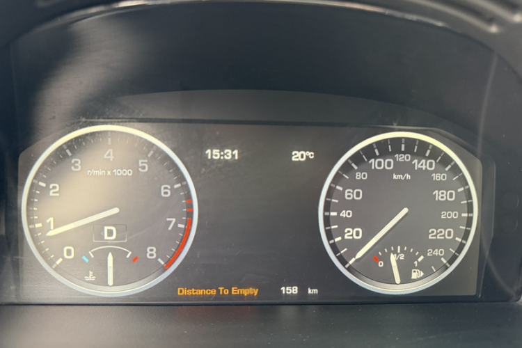 Used Land Rover Range 2010 5.0 NA V8 HSE Instrument Cluster