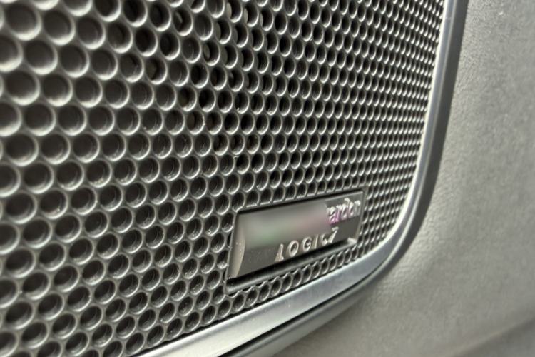 Used Land Rover Range 2010 5.0 NA V8 HSE Interior 12