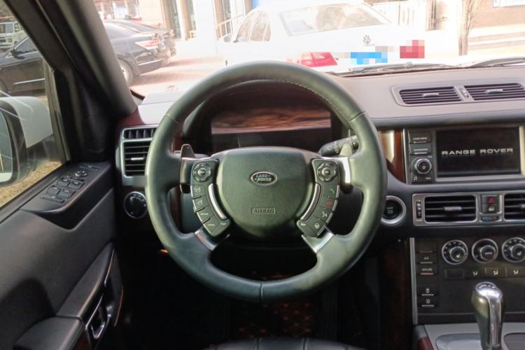 Used Land Rover Range 2010 5.0 NA V8 HSE Steering Wheel