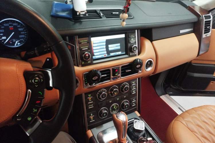 Used Land Rover Range  Audio And AC Panel
