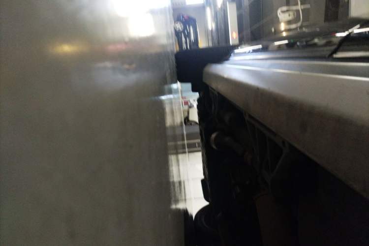 Used Land Rover Range  Chassis Rear Left