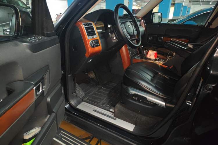Used Land Rover Range 2011 3.6 TDV8 Driver Seat