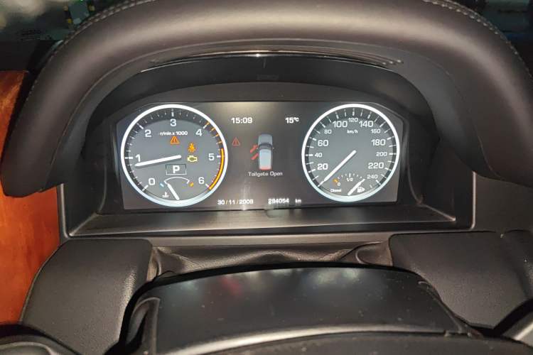 Used Land Rover Range 2011 3.6 TDV8 Instrument Cluster