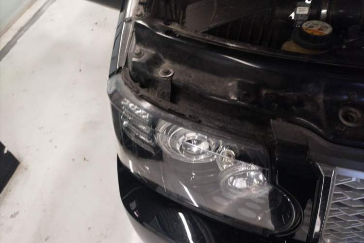 Used Land Rover Range  Right Front Headlight