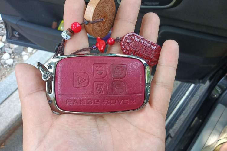 Used Land Rover Range 2011 3.6 TDV8 Vehicle Key