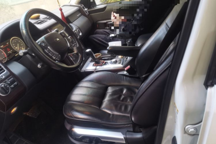 Used Land Rover Range 2011 3.6 TDV8 Left Front Seat