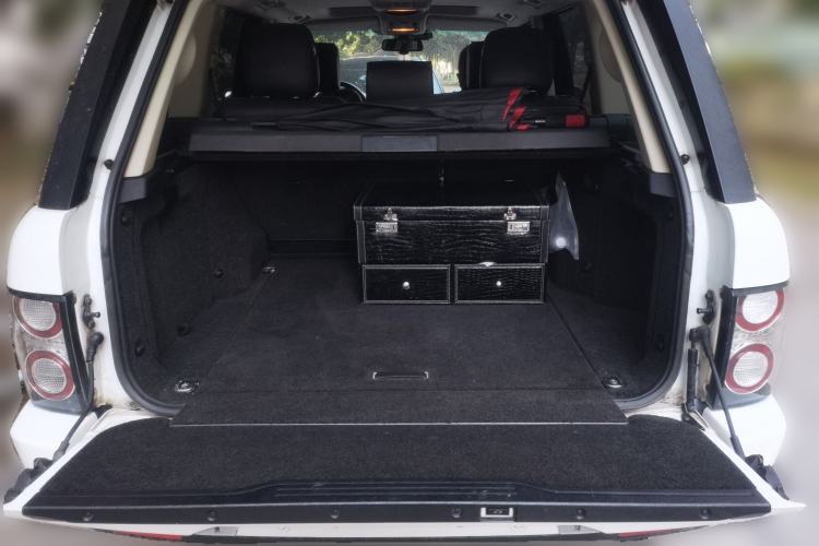 Used Land Rover Range 2011 3.6 TDV8 Trunk