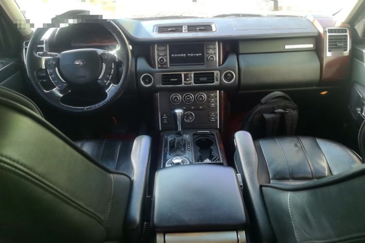 Used Land Rover Range 2012 5.0 NA V8 Center Console
