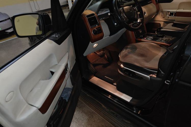 Used Land Rover Range 2012 4.4 TDV8 Driver Seat