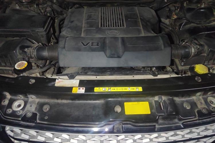 Used Land Rover Range 2012 5.0 NA V8 Engine Bay
