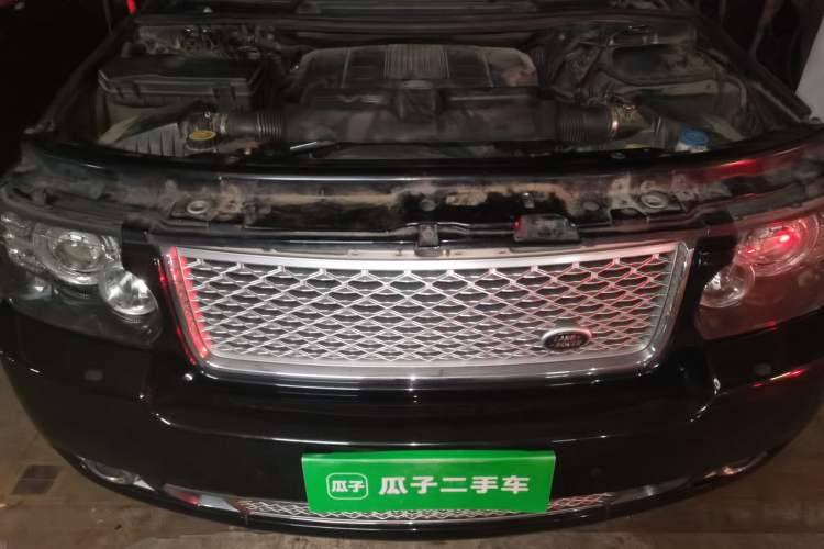 Used Land Rover Range 2012 5.0 SC V8 Engine Bay