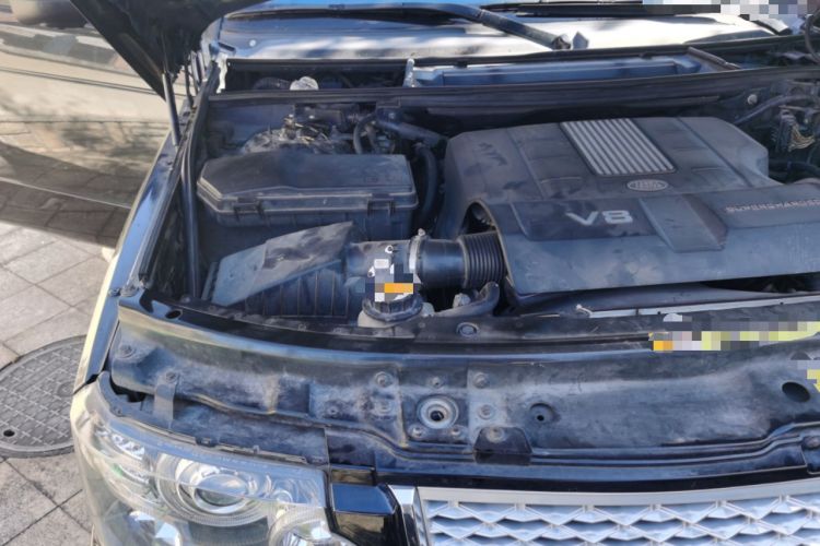Used Land Rover Range 2012 5.0 NA V8 Engine Bay Right
