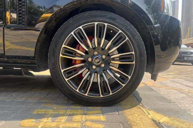 Used Land Rover Range 2012 5.0 NA V8 Exterior 6