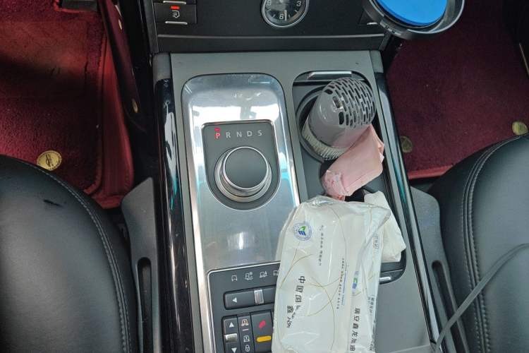 Used Land Rover Range 2012 4.4 TDV8 Gear Lever