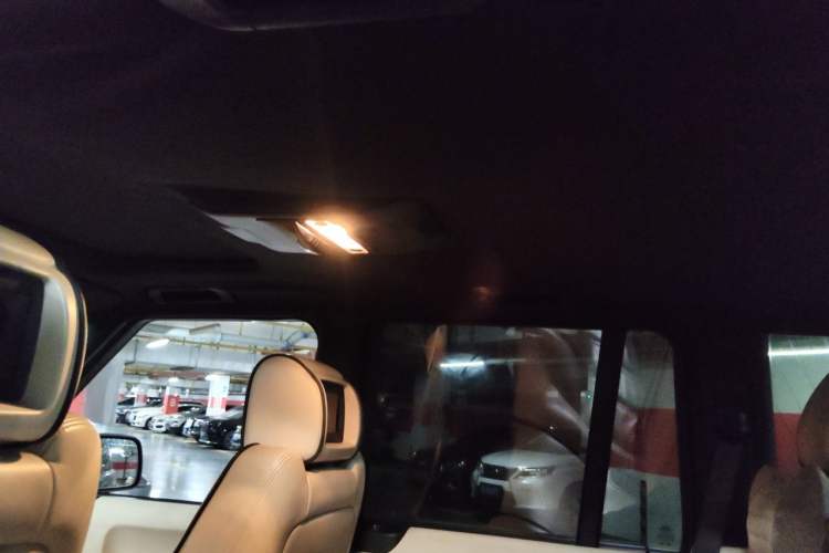 Used Land Rover Range 2012 5.0 SC V8 Headliner