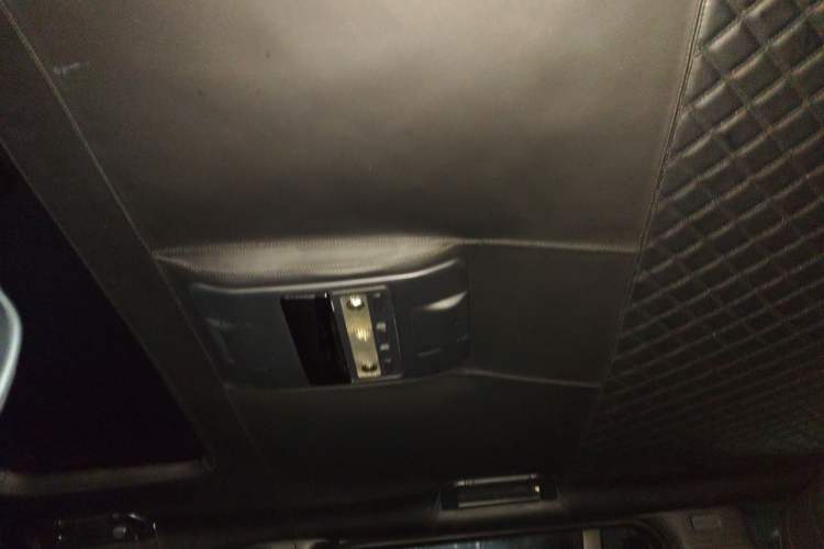 Used Land Rover Range 2012 4.4 TDV8 Headliner