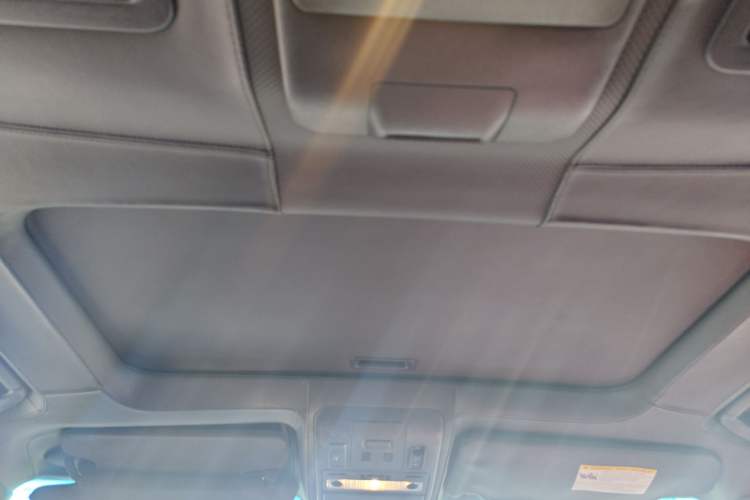Used Land Rover Range  Headliner