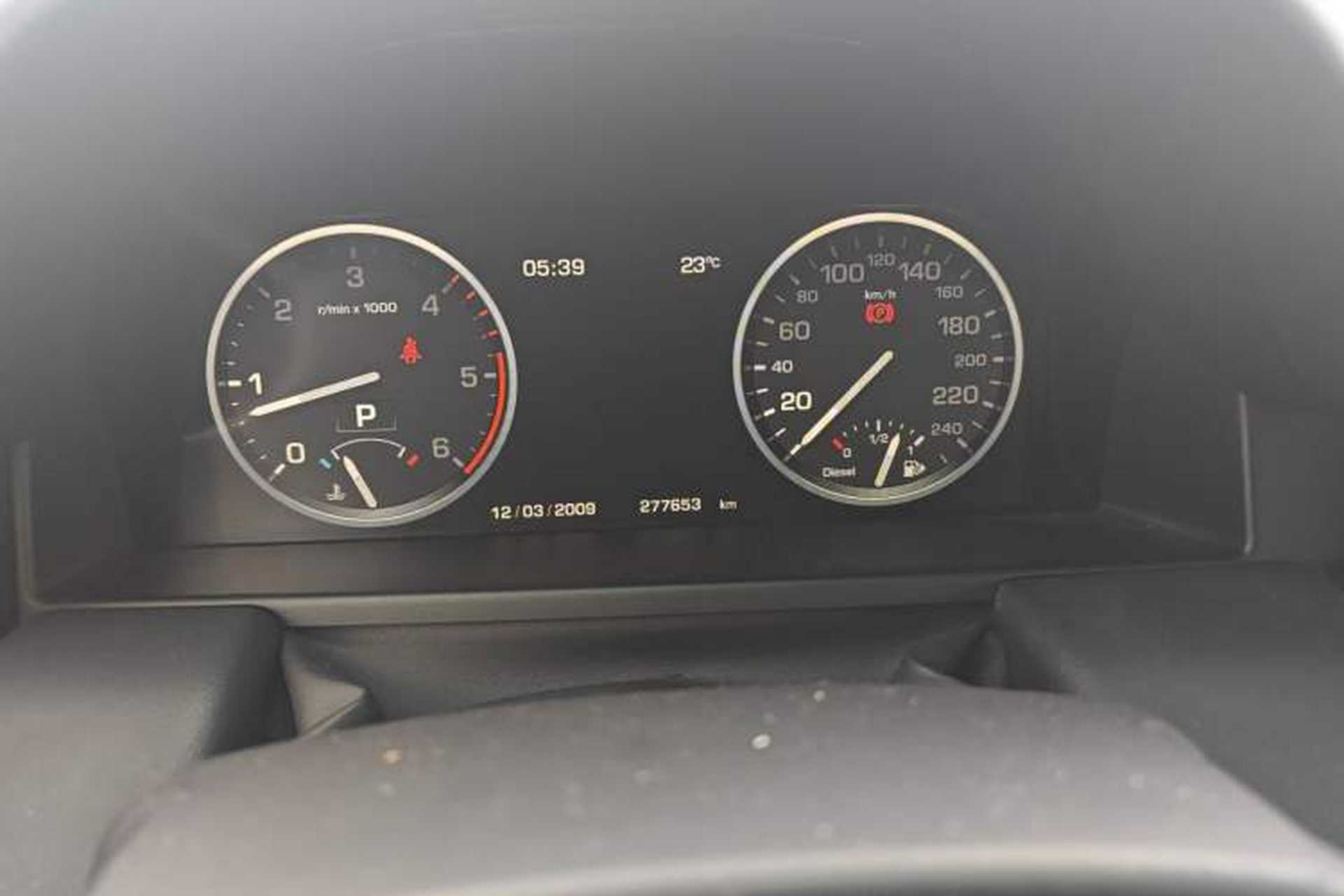 Used Land Rover Range 2012 4.4 TDV8 Instrument Cluster