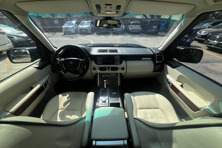 Used Land Rover Range 2012 5.0 NA V8 Interior 2