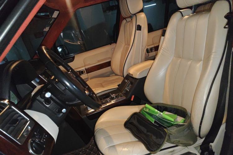 Used Land Rover Range 2012 5.0 NA V8 Left Front Seat